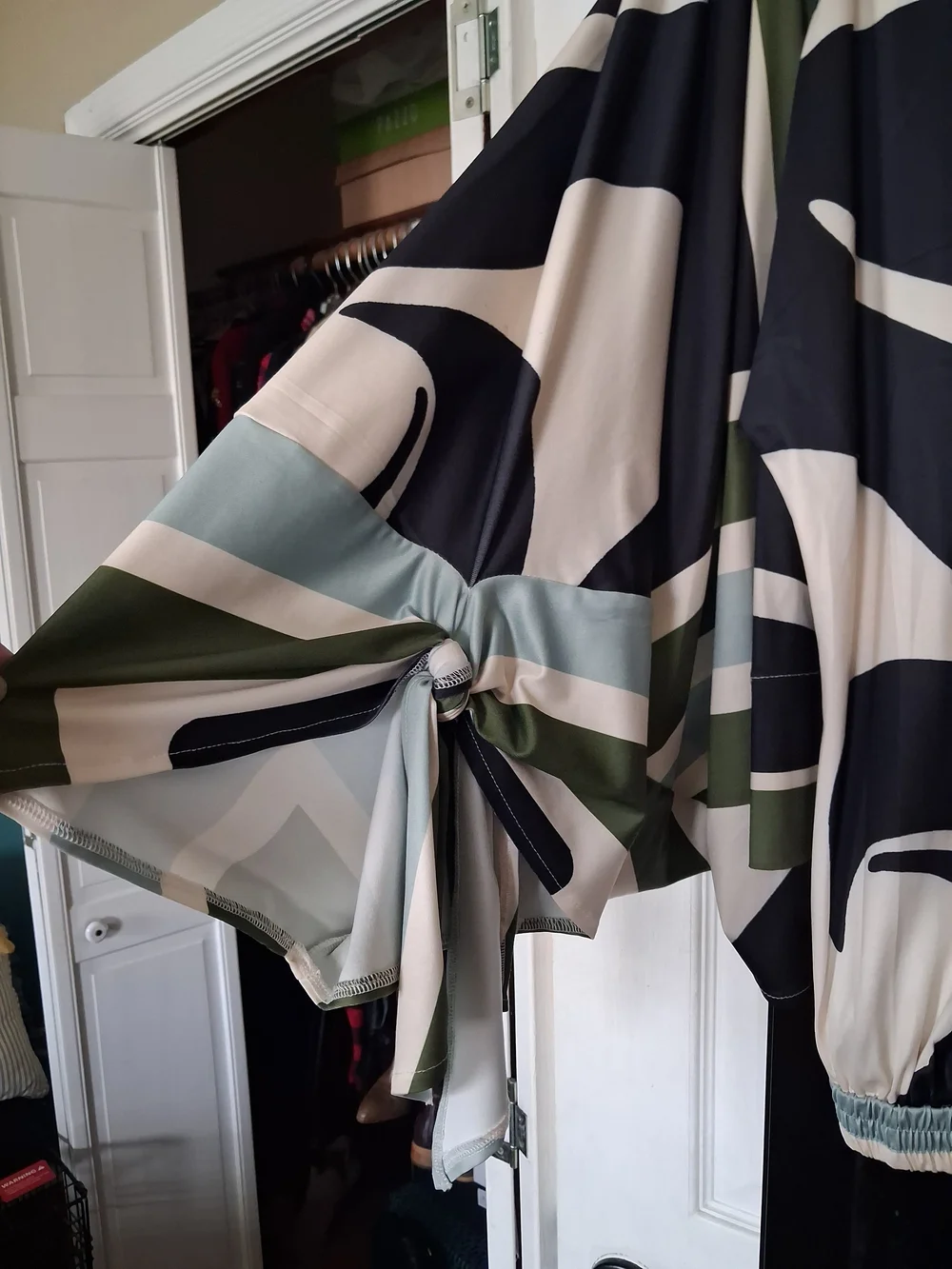 Fashion Nova Abstract-Print Wide Leg Pants in Olive, Black & Cream - Picture 5 of 7
